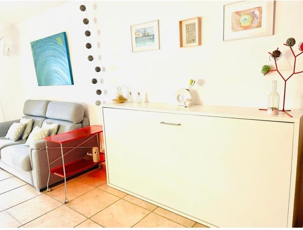 Estupendo Apartamento Urbanizacion Jardines De Zahara. サアラ・デ・ロス・アトゥネス エクステリア 写真